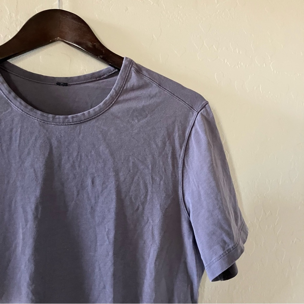 Lululemon Lavender T-Shirt Size Large - Picture 4 of 9